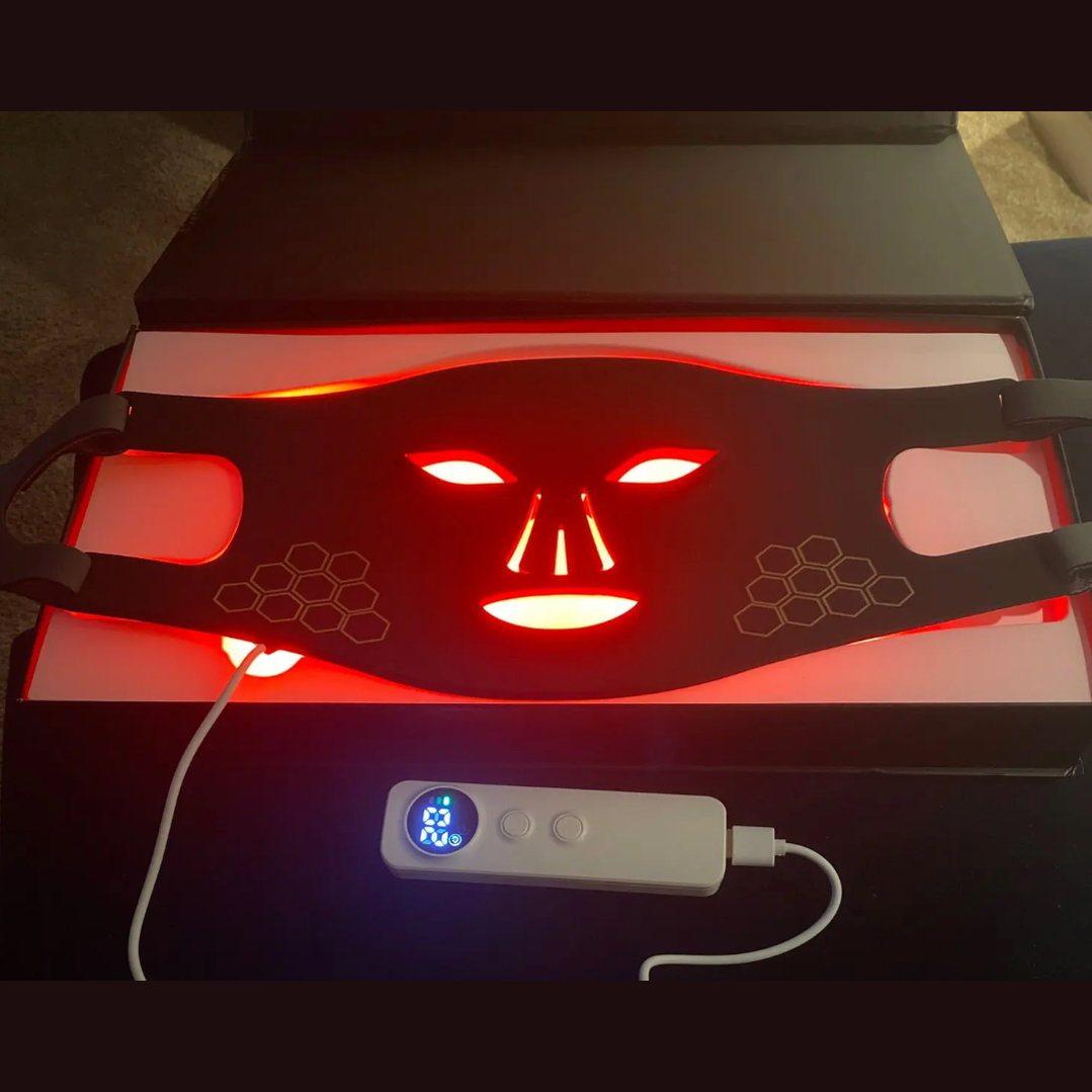 Silicone PDT LED Facial Mask with Infrared & Remote Lumilux