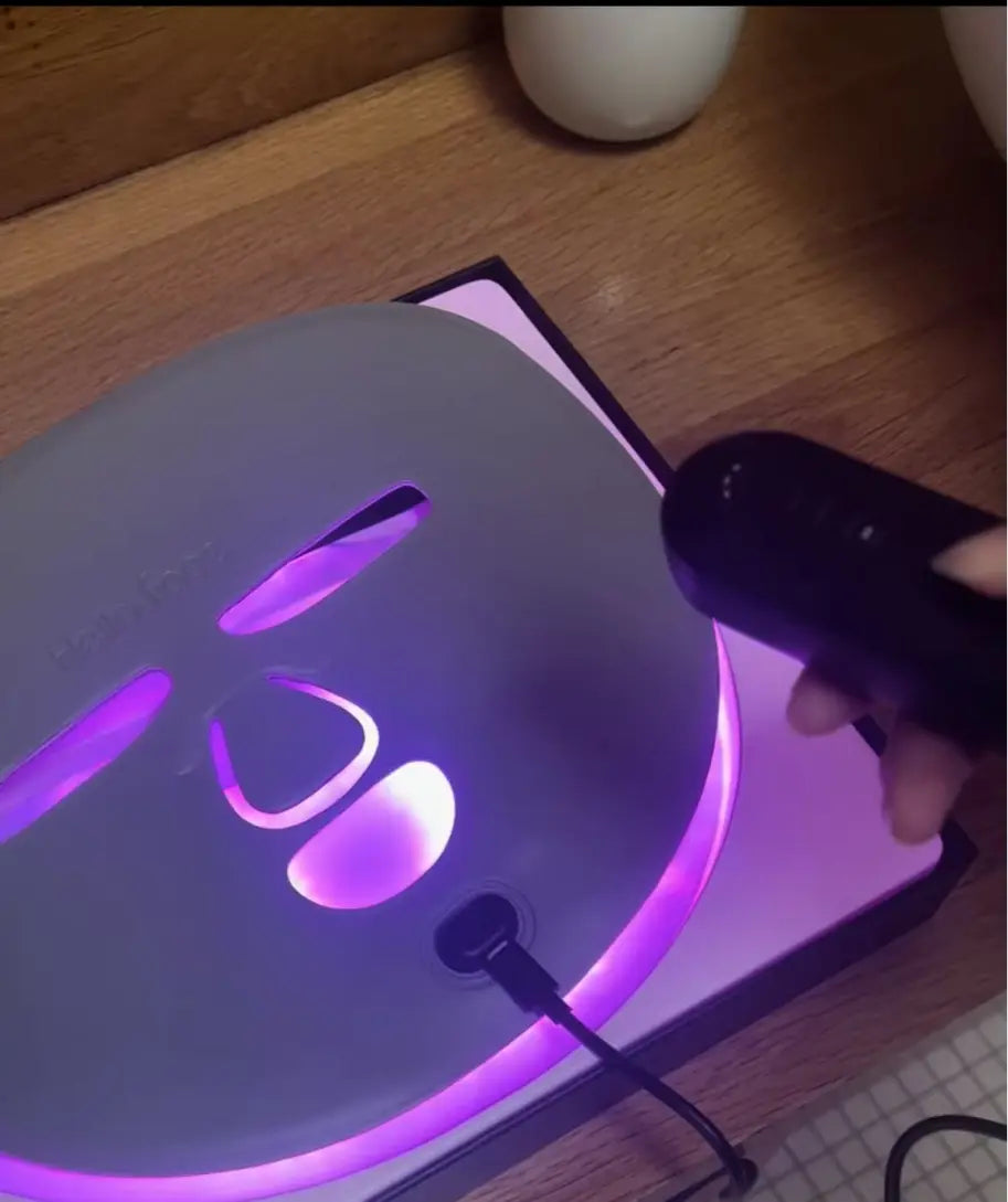 LUMILUX™ Wireless LED Mask: The Cutting-Edge Solution for At-Home Anti-Aging and Skin Rejuvenation Lumilux