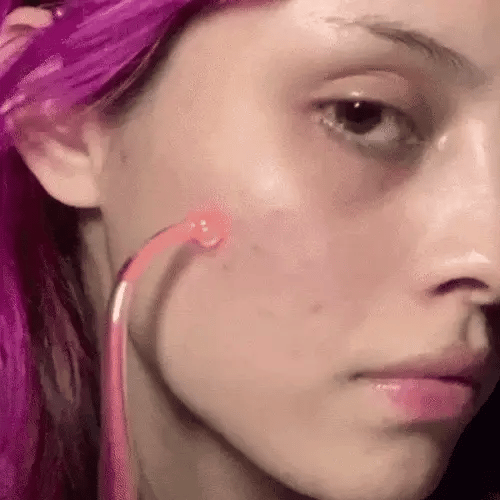 The In-the-Know Celebrity Secret: Neon + Argon High-Frequency Wand for Skin and Hair